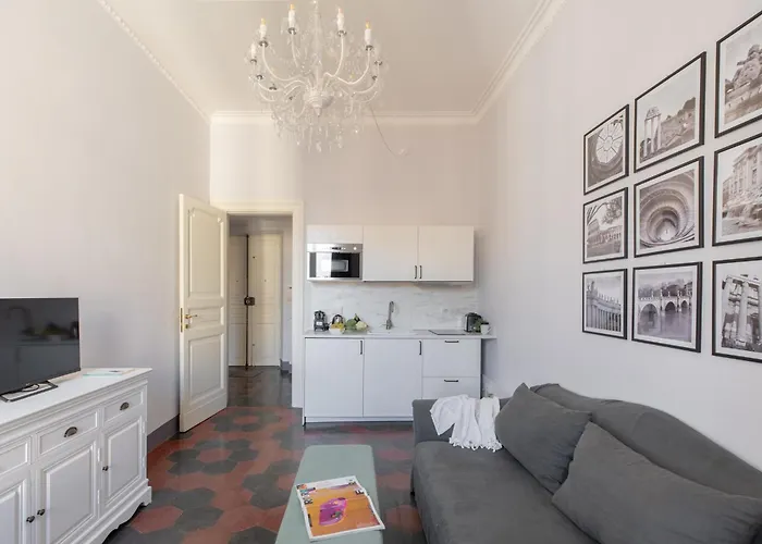 Iflat Cozy Vatican Hideaway *